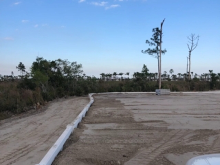 commercial-precast-retaining-walls-florida Commerical precast retaining walls Florida