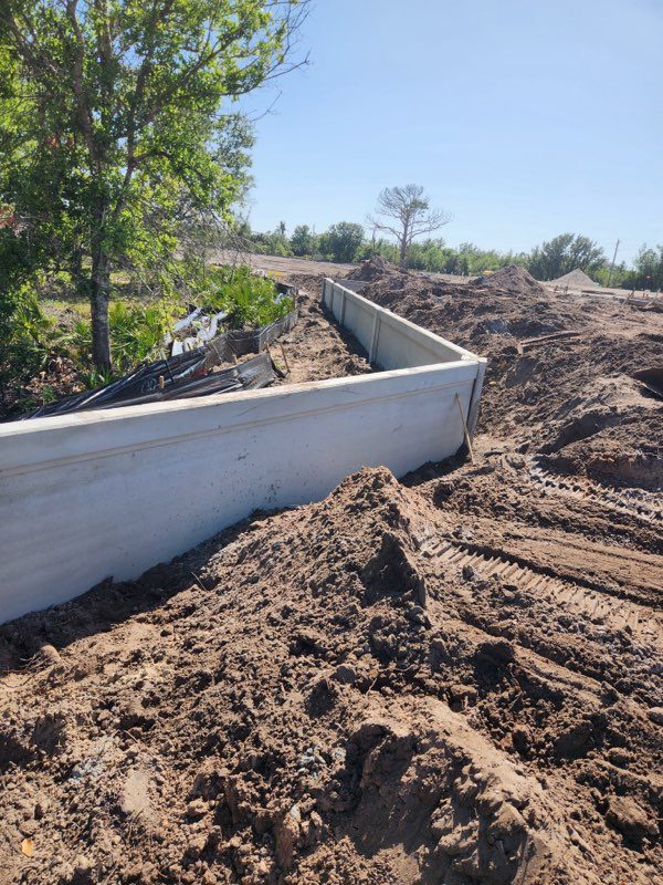 Heavy-duty precast retaining walls 4 to 8 feet tall in Florida