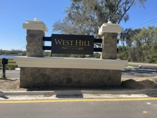 stone-monument-sign-west-hill-estates-alternate-florida Stone monument sign with hanging panel alternate view West Hill Estates Florida